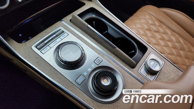 Genesis GV80 2023 — Photo 18/20
