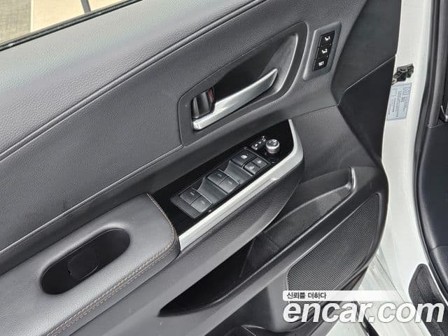 Toyota Sienna 2025 — Фото 14/20
