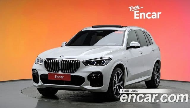 BMW X5 2021 — ფოტო 1/20