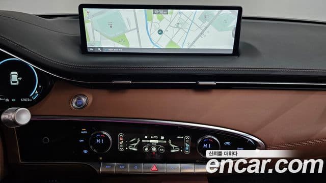 Genesis GV70 2023 — ფოტო 14/20