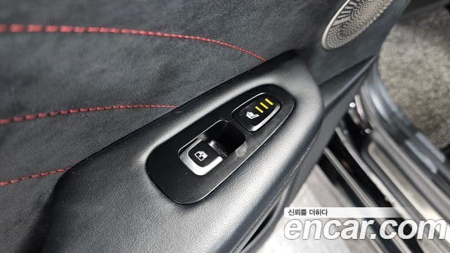 Kia Stinger 2022 — Şəkil 17/20