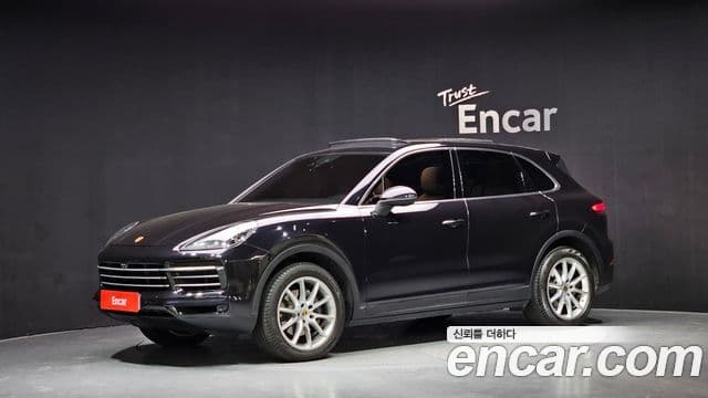Porsche Cayenne 2019 — ფოტო 1/20