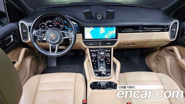 Porsche Cayenne 2019 — фото 7 из 20