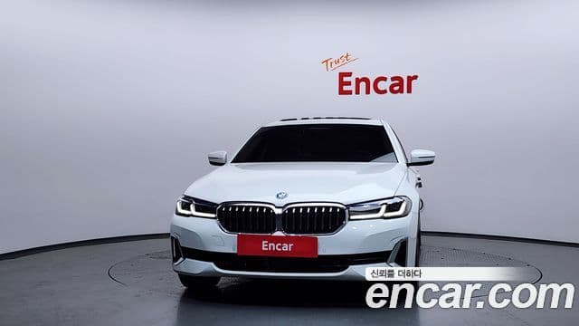 BMW 5 Series 2022 — фото 3 из 20