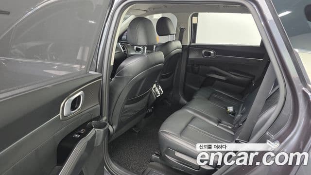 Kia Sorento 2021 — Şəkil 11/20