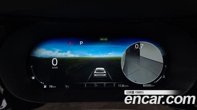 Kia K5 2020 — ფოტო 8/20