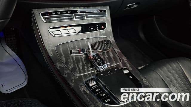 Mercedes-Benz CLS-Class 2021 — фото 17 из 20