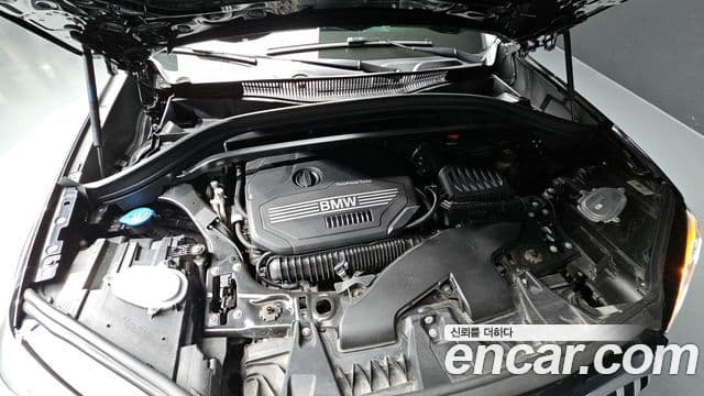 BMW X1 2021 — Şəkil 12/20