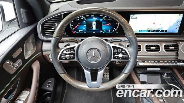Mercedes-Benz GLS-Class 2022 — ფოტო 13/20