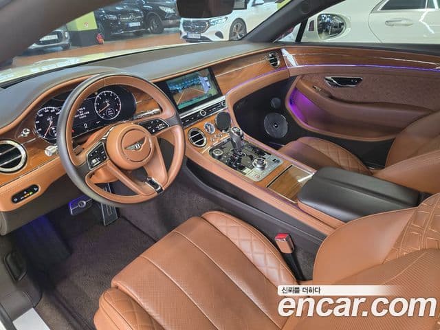 Bentley Continental GT 2020 — ფოტო 11/20
