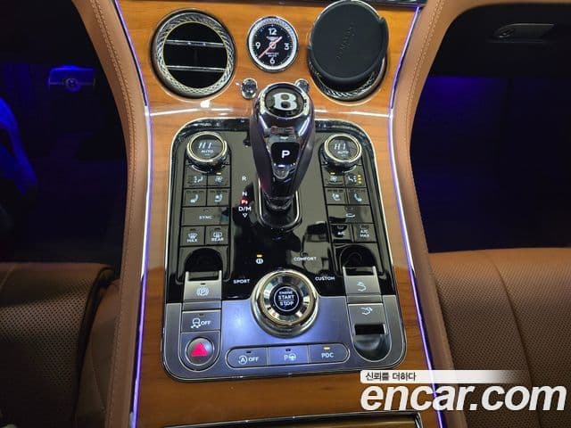 Bentley Continental GT 2020 — ფოტო 19/20
