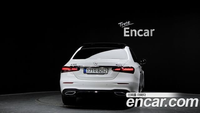 Mercedes-Benz E-Class 2023 — Şəkil 4/20