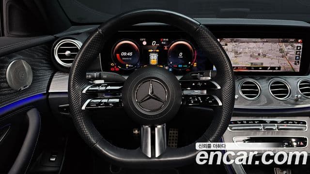 Mercedes-Benz E-Class 2023 — Şəkil 13/20