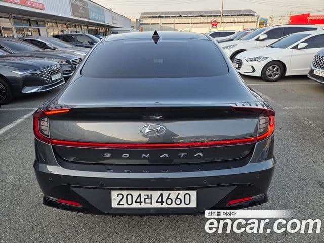 Hyundai Sonata Hybrid 2021 — Şəkil 11/20