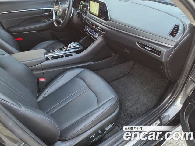 Hyundai Sonata Hybrid 2021 — Şəkil 12/20