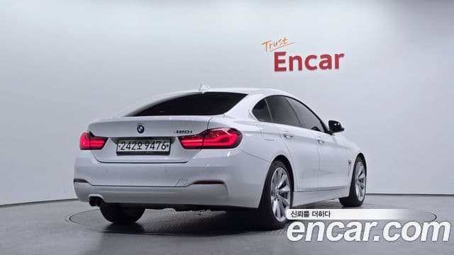BMW 4 Series 2019 — ფოტო 1/20
