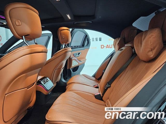 Mercedes-Benz S-Class 2022 — ფოტო 16/20