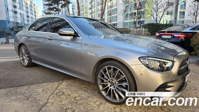 Mercedes-Benz E-Class 2021 — Şəkil 8/17