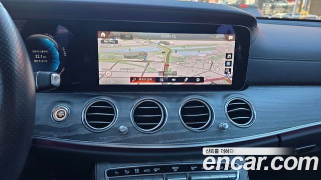 Mercedes-Benz E-Class 2021 — Şəkil 7/17