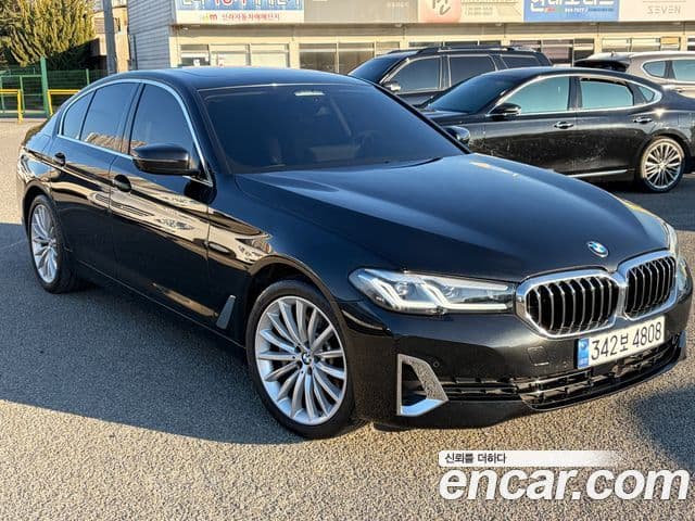 BMW 5 Series 2023 — Photo 1/20