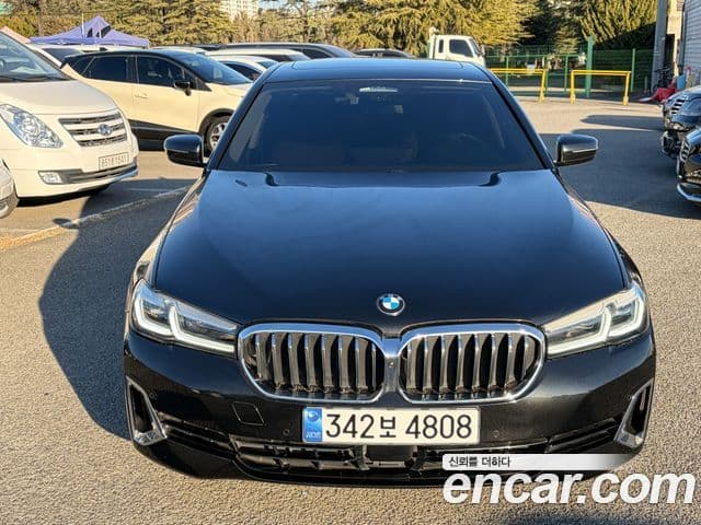 BMW 5 Series 2023 — Photo 15/20
