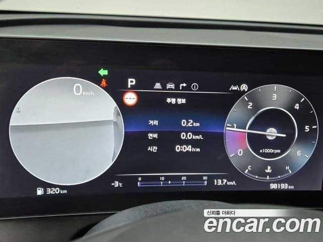 Kia Sportage 2022 — ფოტო 6/20