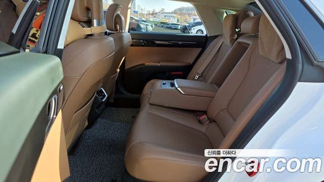 Hyundai Grandeur Hybrid 2023 — Photo 3/20