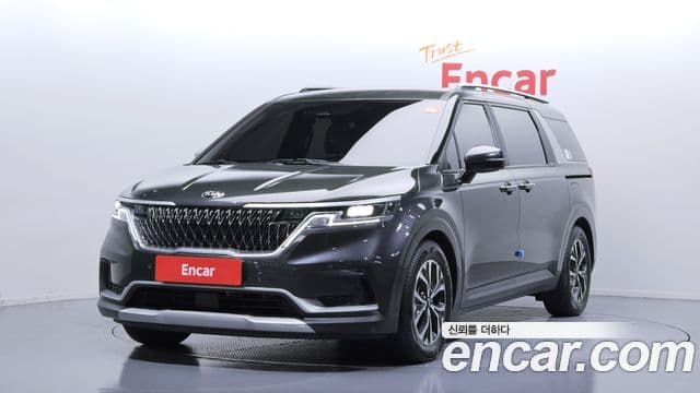 Kia Carnival 2020 — Фото 1/20
