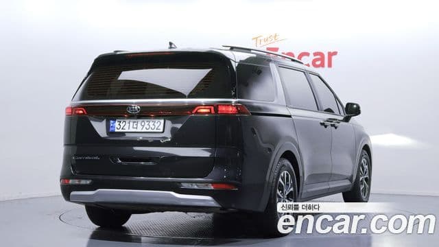 Kia Carnival 2020 — Фото 2/20