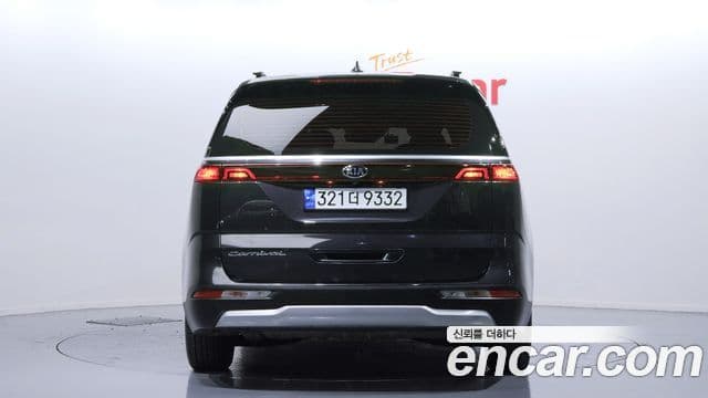 Kia Carnival 2020 — Фото 4/20