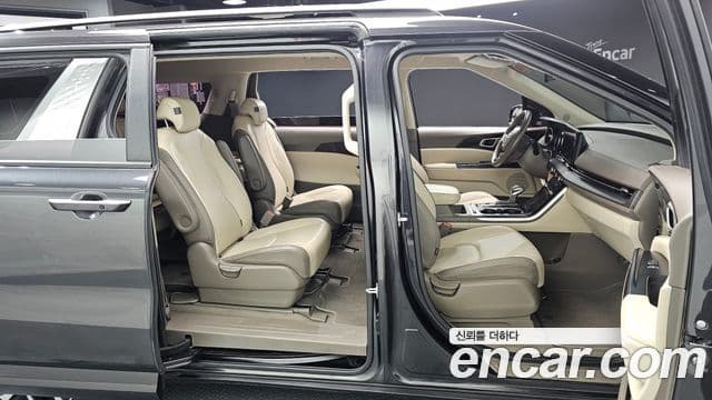 Kia Carnival 2020 — Фото 17/20