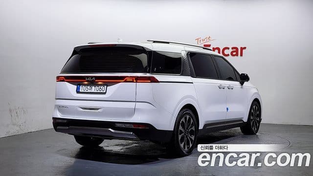 Kia Carnival 2021 — Şəkil 2/20