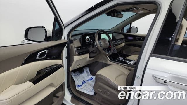 Kia Carnival 2021 — Şəkil 10/20