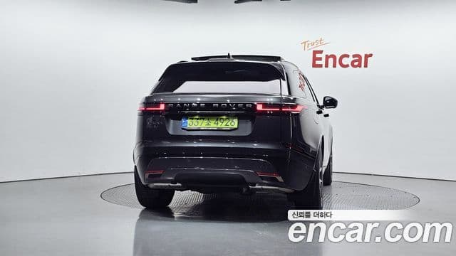 Land Rover Range Rover Velar 2025 — Фото 4/20