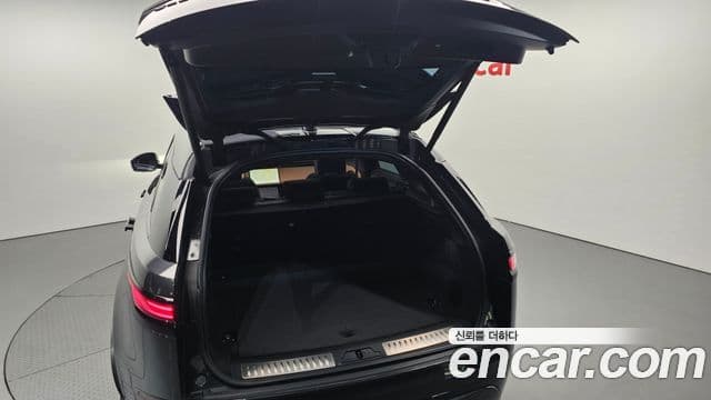 Land Rover Range Rover Velar 2025 — Фото 20/20