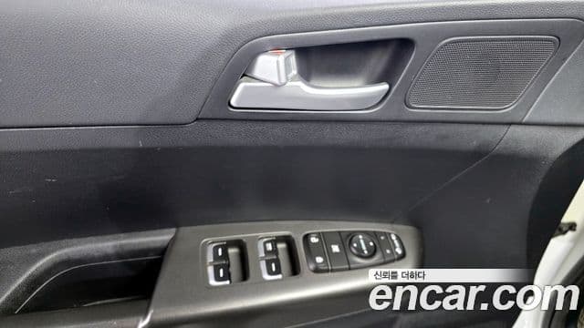 Kia Sportage The Bold 2021 — Фото 14/20