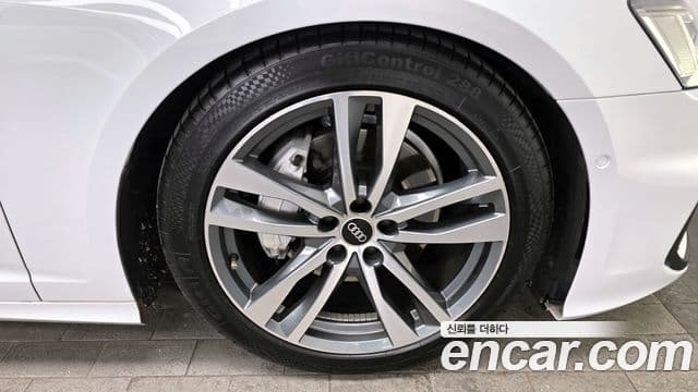 Audi A6 2021 — фото 5 из 20