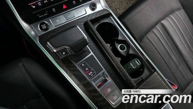 Audi A6 2021 — Şəkil 9/20