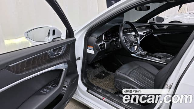 Audi A6 2021 — Şəkil 10/20