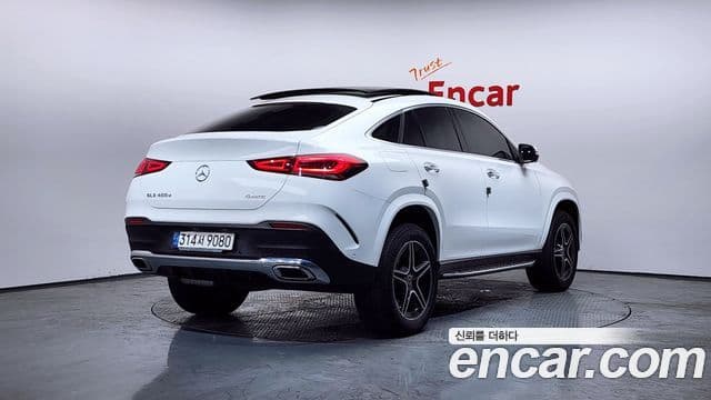 Mercedes-Benz GLE-Class 2021 — ფოტო 2/20