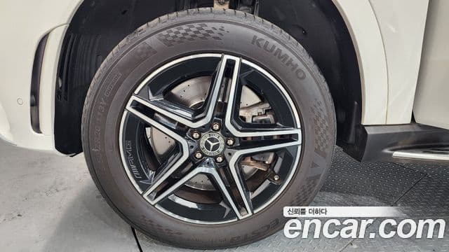 Mercedes-Benz GLE-Class 2021 — ფოტო 5/20
