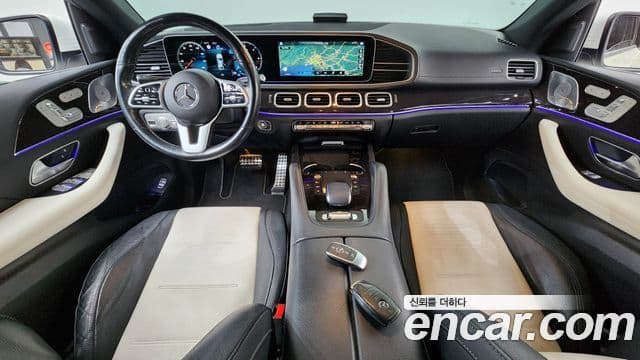 Mercedes-Benz GLE-Class 2021 — ფოტო 7/20