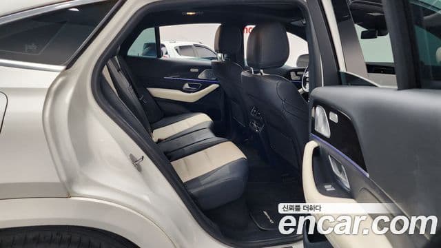 Mercedes-Benz GLE-Class 2021 — ფოტო 12/20