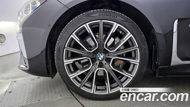 BMW 7 Series 2020 — ფოტო 5/20