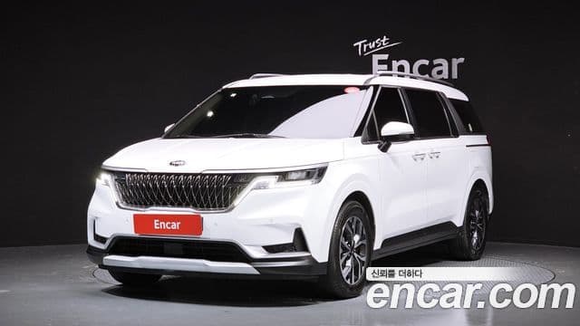 Kia Carnival 2020 — Фото 1/20