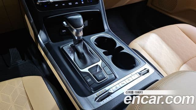 Kia Carnival 2020 — Фото 9/20