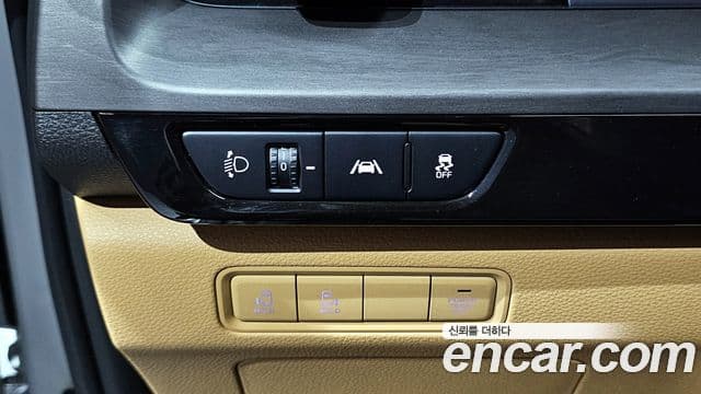 Kia Carnival 2020 — фото 14 из 20