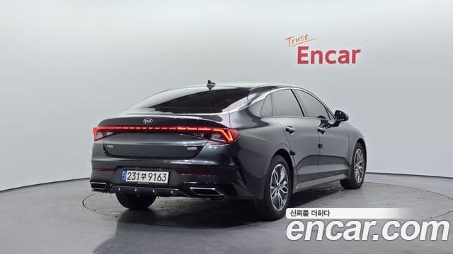 Kia K5 2021 — ფოტო 2/20