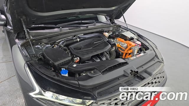 Kia K5 2021 — ფოტო 6/20