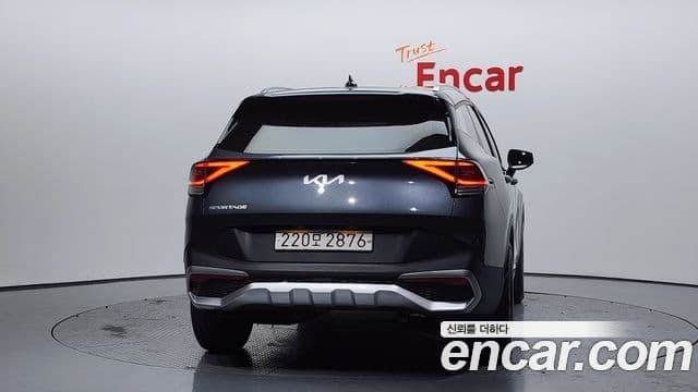 Kia Sportage 2021 — ფოტო 4/20